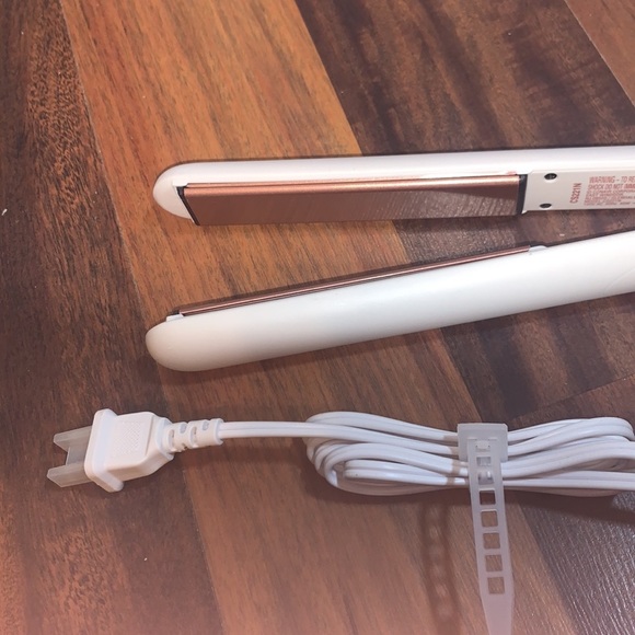 Conair Double Ceramic Flat Iron 1 inch - Picture 8 of 10